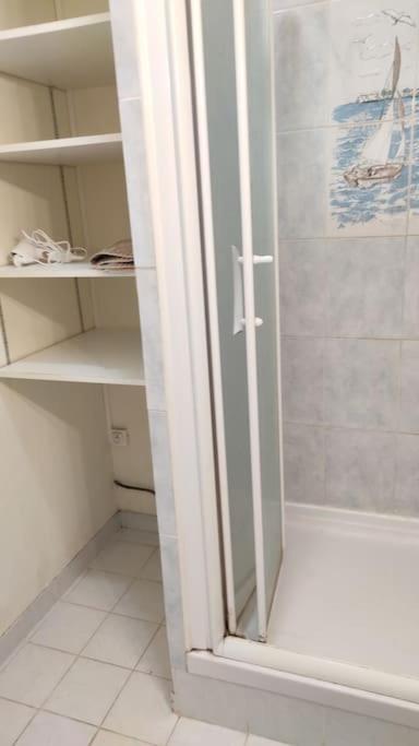 Charmant Appartement Proche Melun Centre Ville Exterior photo